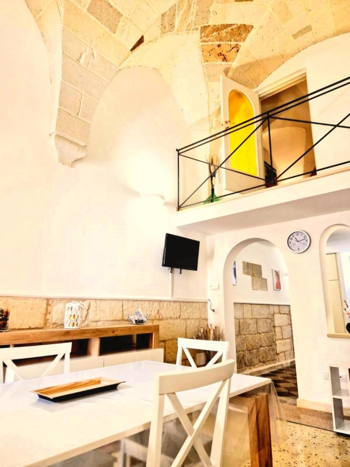 Вілла Casa Dante Deliziosa Casa A Due Passi Dal Centro Лечче Екстер'єр фото